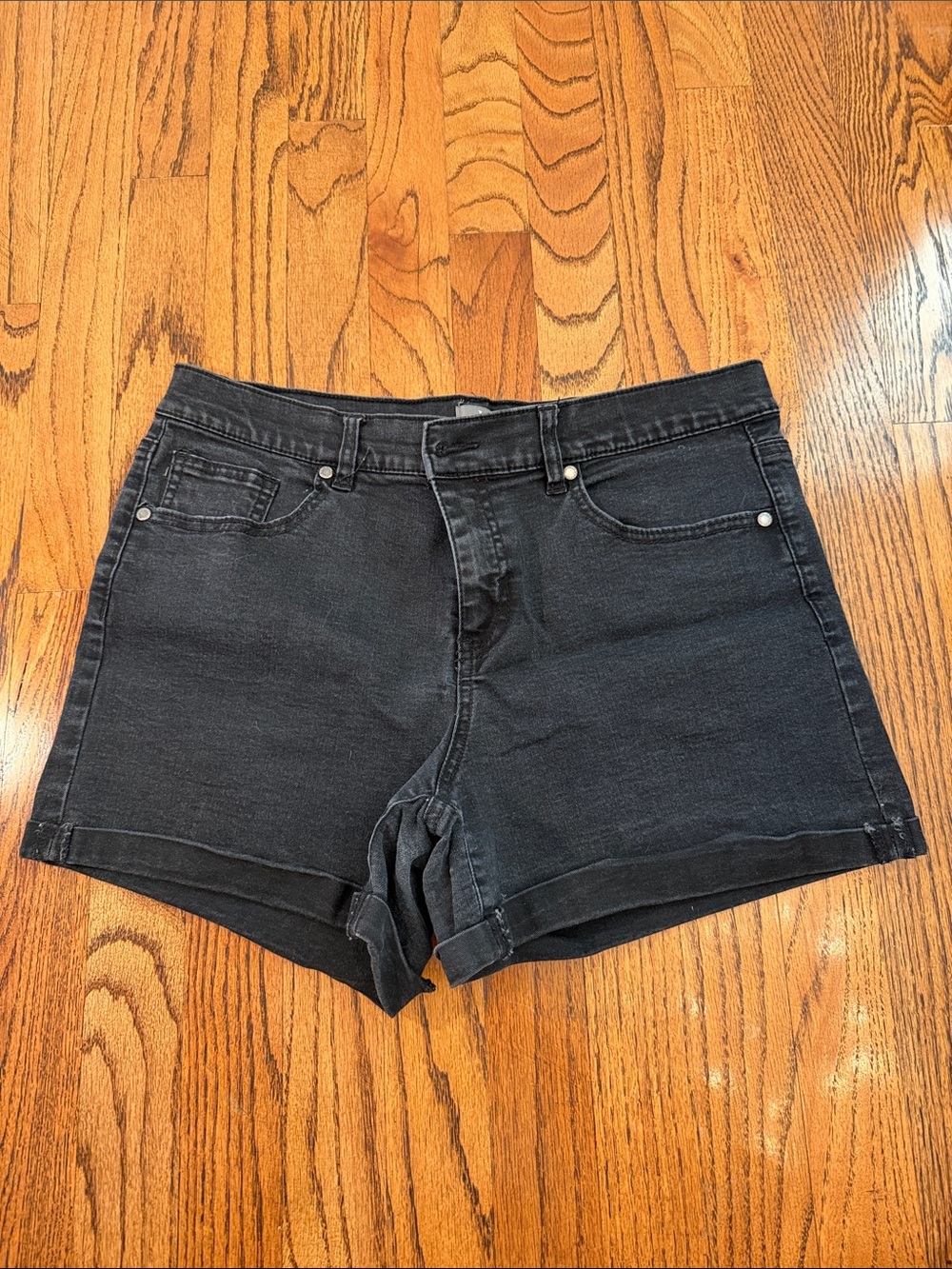 Classic Black High-Rise Women's Denim Shorts